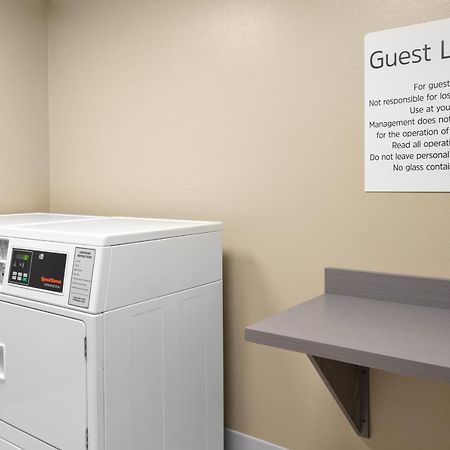 Holiday Inn Express & Suites - Elkhorn - Lake Geneva Area By Ihg Eksteriør bilde